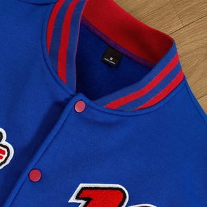 Sudadera Varsity de Béisbol para Hombre, Estilo Universitario de Invierno, Personalizada, con Gráficos 3D en Chenille, Letras Bordadas, Diseño a Rayas, Estilo Y2K - Product Image 3