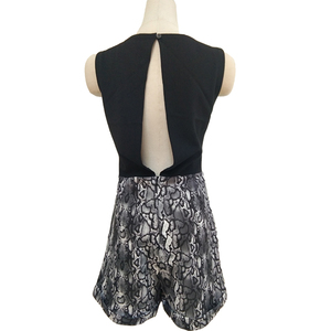Amzn AE fb eb tiktok <span class=keywords><strong>Shein</strong></span> Imprimé Serpent Ourlet Noire Sans Manches Mini <span class=keywords><strong>Robe</strong></span> Pour Fête Femmes Sexy <span class=keywords><strong>Robe</strong></span> 2020 SOMMEIL TOP - Product Image 2