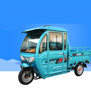 Triciclo Eléctrico Fabricado en China con Cabina para el Transporte de Mercancías y Personas - Product Image 2