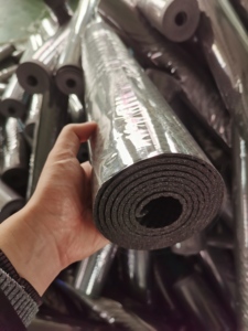 Tapis de protection robuste pour tapis de course et équipements de fitness à domicile – Tapis d'exercice antidérapant pour protéger le sol - Product Image 4