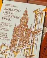 Invitation de mariage de luxe en papier de coton texturé jaune terre cuite espagnol, découpée en forme d'orange, avec impression personnalisée RSVP