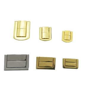 Fermoir à pression carré en alliage de zinc au design rétro de luxe, rivet en laiton, accessoires métalliques classiques pour sacs, boîtes à bijoux, cadeaux, platine - Product Image 1