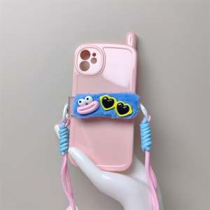 Mignon dessin animé saucisse bouche sac messager coque de téléphone lunettes de soleil en peluche avec sangle de téléphone pour <span class=keywords><strong>iphone</strong></span> 15 14 13 12 plus/pro/pro max - Product Image 5