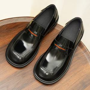 Botas de Nieve para Hombre con Cordones, Estampado de Leopardo, Parte Superior de Cuero Suave, Cómodas para Usar Descalzo - Product Image 2