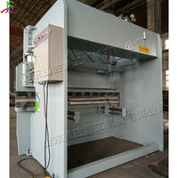 Presse plieuse CNC pour équipement industriel 25T 1.6M Machine à cintrer hydraulique en tôle d'acier Presse pliante en acier inoxydable