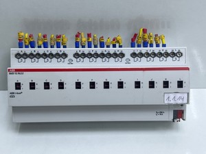 2CDG110264R0011 SA/S12.16.2.2 Interrupteur de commutation 12x16A pour PLC - Product Image 2