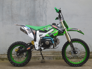 Motocicleta KXD612 de 4 tiempos, 125/140CC, con arranque a patada, embrague manual para adultos, transmisión por cadena, 61-80km/h, ¡Gran Venta! - Product Image 3