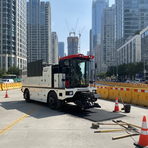 الزوج الأمثل لصيانة الطرق |   مجموعة آلة رصف الأسفلت وحشو الحفرات الساخنة الشاملة - Product Image 1