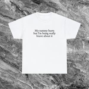 Maglietta 'Il mio stomaco fa male' per chi soffre di mal di pancia, divertente, meme, ironica, sarcastica, regalo scherzoso, maglietta scherzosa - Product Image 1