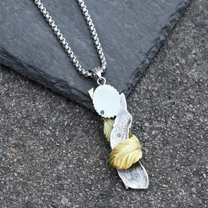 Yunnique – pendentif plume en acier inoxydable avec pierre turquoise, collier de Style Punk pour hommes et femmes, bijoux à la mode - Product Image 3