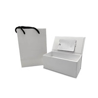 Boîte cadeau magnétique personnalisée en forme de livre, fermeture à rabat, carton rigide, papier recyclé, emballage de luxe vide pour cosmétiques et parfums