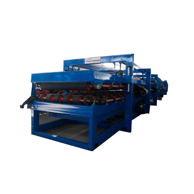 Z-Lock Automatic Roof Sandwich Panel Roll Forming Production Line Core Motor Component Included Tile Making Machinery