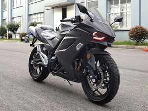 Motocicleta de Pasajeros de Tres Ruedas, 200cc, Convertible Abierta, Motor de Gasolina de Cuatro Tiempos, Homologación EEC 2, Muy Popular - Product Image 3