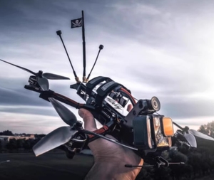 Hélice de Dron de Plástico Gris de Tres Palas HQ Prop 1050 de 10 Pulgadas, Máquina de Desplazamiento FPV, Palas de Avance y Retroceso - Product Image 2