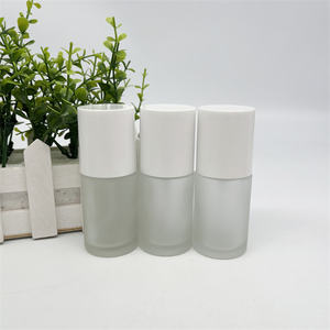 ขวดแก้<span class=keywords><strong>ว</strong></span>รองพื้<span class=keywords><strong>น</strong></span>ของเหลวขวดโลชั่นบำรุงผิ<span class=keywords><strong>ว</strong></span>30มล. พร้อมฝาปั๊มข<span class=keywords><strong>ว</strong></span>ดแก้<span class=keywords><strong>ว</strong></span>รองพื้<span class=keywords><strong>น</strong></span>ดีไซ<span class=keywords><strong>น</strong></span>์ใหม่สำหรับ2022 - Product Image 1