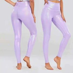 Dernier modèle de leggings pour femmes Leggings de gym ajustés Leggings de fitness taille haute pour la course à pied à vendre - Product Image 2