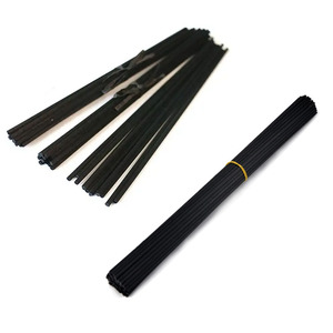 Bâtonnets en fibre synthétique noire de 3 mm x 20 cm et 4 mm x 25 cm pour diffuseur d'arômes - Product Image 6