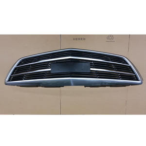 Calandre de pare-chocs avant noire brillante de style V, lifting, compatible avec <span class=keywords><strong>Cadillac</strong></span> ATS Sedan Coupé 2015-2019, sans emblème - Product Image 2