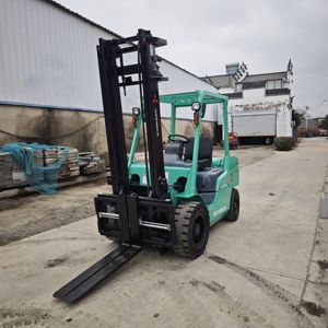 Montacargas Mitsubishi 30 de 3 Toneladas y 4.5 Metros, Motor S4S, Modelo 2023, Tracción 4x4, 1 Año de Garantía, Usado en Muy Buen Estado, Maquinaria Probada - Product Image 4
