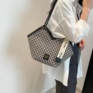 Nouveaux sacs fourre-tout à carreaux en toile grande capacité pour femme 2026 avec fermeture éclair et doublure en polyester toutes saisons - Product Image 6