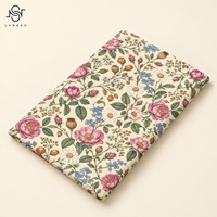 Tissu en voile de coton floral LNS Garden Roselets, popeline, 75 GSM, coton léger tissé pour robes et chemisiers