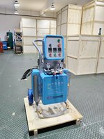 Machine à mousse pulvérisée bicomposante de qualité industrielle avec pompe d'alimentation pour l'isolation en polyuréthane, le revêtement imperméable et le coulage