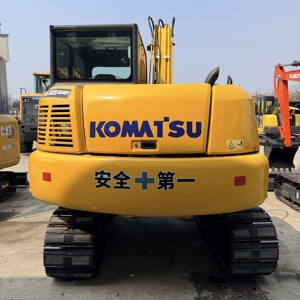 Excavatrice hydraulique d'occasion Komatsu PC70 économique pour les travaux de construction et de démolition à petite échelle - Product Image 6