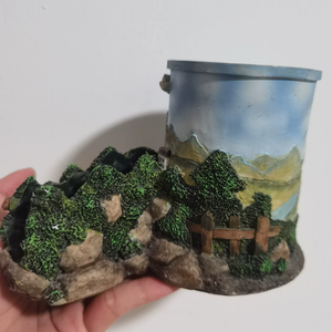 Portalápices de resina personalizado conmemorando a los <span class=keywords><strong>hermanos</strong></span> <span class=keywords><strong>Wright</strong></span> añadiendo un toque histórico e inspirador al escritorio - Product Image 3