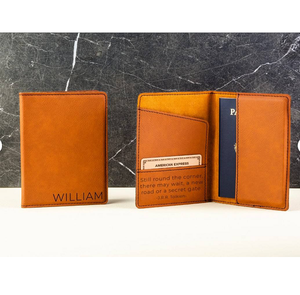 Housse de passeport de luxe élégante en cuir véritable avec blocage RFID de qualité faite à la main coutures fines options personnalisables - Product Image 3