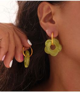 Collar con Colgante de Flor y Cadena de Eslabones Chapada en Oro de Acero Inoxidable, Joyería Moderna para Mujer - Product Image 6