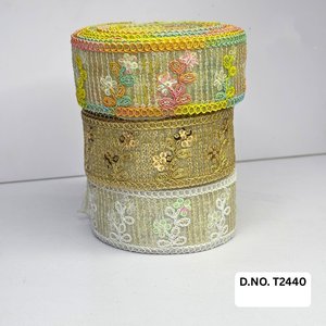 Bordes de encaje de brocado bordado personalizado de calidad superior por encargo Artesanía atemporal para boda/ropa para ocasiones especiales - Product Image 6