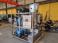 Machine à glace en tubes de 5, 10 et 15 tonnes pour la fabrication de glace cristalline, idéale pour les boissons fraîches, la conservation des fruits de mer et la pêche.
