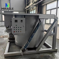 En vente Four à huile usagée Offre spéciale Four de fusion basculant en acier Prix du gaz Four de fusion industriel pour métal et aluminium