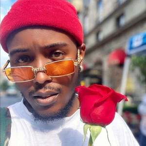 Lunettes de soleil de luxe à petite monture pour femme, nouvelle mode 2021, lunettes de soleil en métal rouge, UV400, lunettes de soleil rectangulaires en strass pour femmes et hommes - Product Image 1