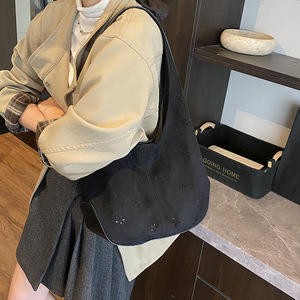 2025 automne hiver nouveau sac fourre-tout givré de Style coréen tout match sac à main pour femmes ouvert sous les bras sac à bandoulière - Product Image 5