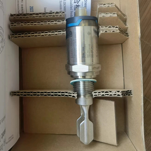 Detector de Nivel por Vibración Liquiphant FTL31 FTL31-AA4U3AAWCJ FTL31-AA4U3AAWCJ Detector de Nivel por Vibración Liquiphant FTL3 - Product Image 1