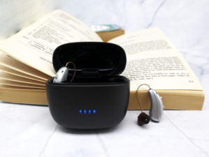Nouvelle aide auditive numérique Retone <span class=keywords><strong>Echo</strong></span> 1603BE RIC à 16 canaux, mini BTE, contrôle par application, 3 microphones, prise en charge du logo personnalisé - Product Image 1