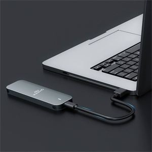 X524 RTS USB 3.2 Type-C ตู้เครื่องมือฟรีสำหรับ M.2 PCIe NVMe และ SATA SSDs - Product Image 4