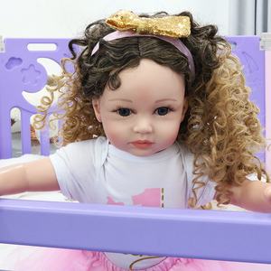 Peluche Reborn de 24 pouces, poupée de grande taille peinte avec cheveux bouclés, cadeau de Noël parfait pour les enfants - Product Image 4