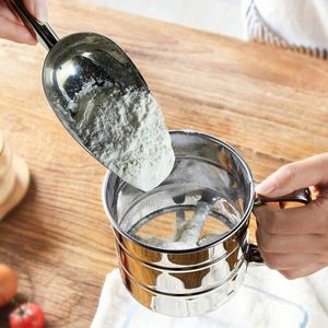 Tamis à farine manuel rotatif en acier inoxydable avec manivelle et maille fine pour la décoration professionnelle de gâteaux (vente en gros) - Product Image 2