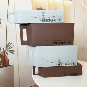 Caja <span class=keywords><strong>de</strong></span> regalo <span class=keywords><strong>de</strong></span> vino <span class=keywords><strong>de</strong></span> lujo personalizada Papel <span class=keywords><strong>de</strong></span> madera Recubrimiento UV Lámina <span class=keywords><strong>de</strong></span> laminación mate Relieve Características magnéticas Diferentes opciones <span class=keywords><strong>de</strong></span> forma - Product Image 6