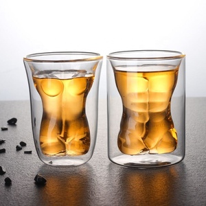 Ventes chaudes Verres à double paroi sexy pour homme et femme musclés, <span class=keywords><strong>bière</strong></span>, vin, fournitures de fête, verres à shot pour <span class=keywords><strong>bar</strong></span> - Product Image 1