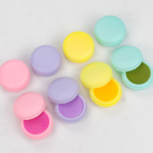 Venta caliente bálsamo labial lápiz labial lindo macarrón bálsamo labial con sabor hidratante Etiqueta Privada bálsamo labial - Product Image 2