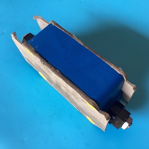 R900456783 Z2FS22-8-3X/S ชุดควบคุมวาล์วปีกผีเสื้อ NG25 350 บาร์ มีสินค้าในสต็อก - Product Image 1