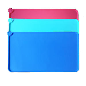 Maßgefertigte Umweltfreundliche Wasserdichte Hundematte mit Tiermuster Silikon Rutschfeste Futtermatte für Haustiere - Product Image 2