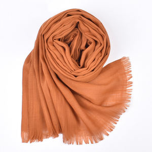 गर्म बेचने नई Voile शॉल लटकन के साथ मुस्लिम महिलाओं Voile स्कार्फ पतली नरम Hijabs - Product Image 1