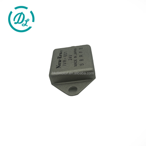 Alternateur EexcavaStart IVR-601 ME700939 compatible avec les moteurs 4D31 4D34 6D31 FD35 FD40 – Pièce de rechange - Product Image 1