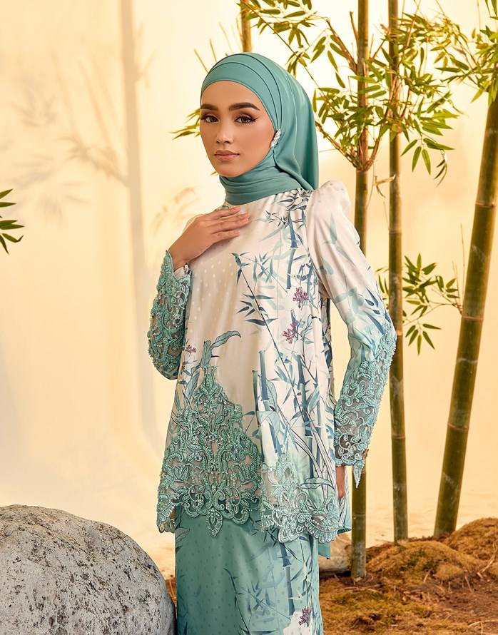 สีเขียว