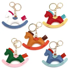 Wholesale Design High Quality Cheap Keychain Souvenir Gift Faux New Vintage Pu Leather Horse Keychain