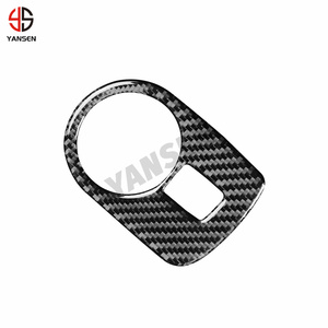 <span class=keywords><strong>Autocollant</strong></span> de garniture de cadre de commutateur de phare de voiture en fibre de carbone pour <span class=keywords><strong>Seat</strong></span> <span class=keywords><strong>Leon</strong></span> 2005-2012, décoration et protection intérieure, installation facile - Product Image 1